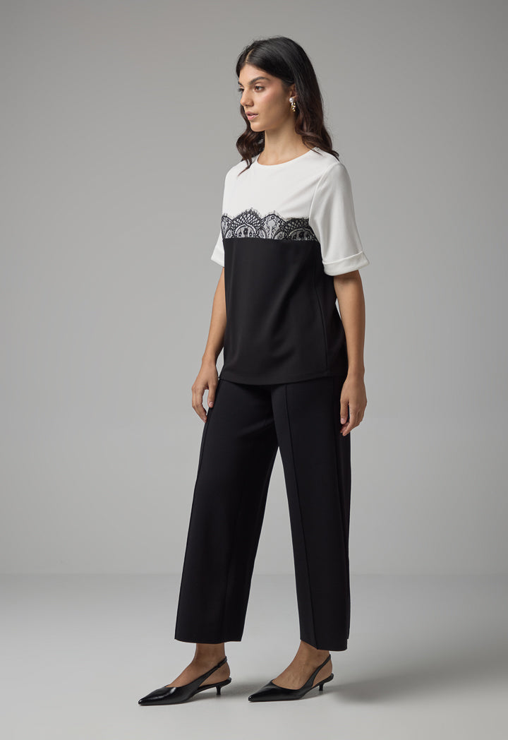 Choice Contrast Short Sleeves Lace Detail T-Shirt Black/Offwhite