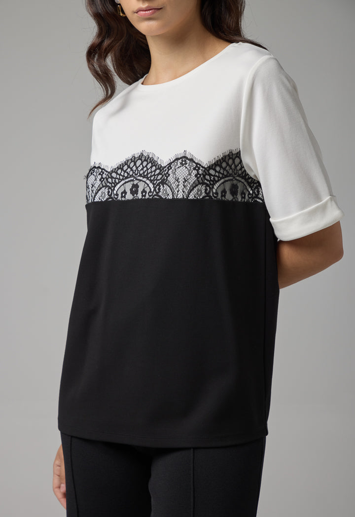 Choice Contrast Short Sleeves Lace Detail T-Shirt Black/Offwhite