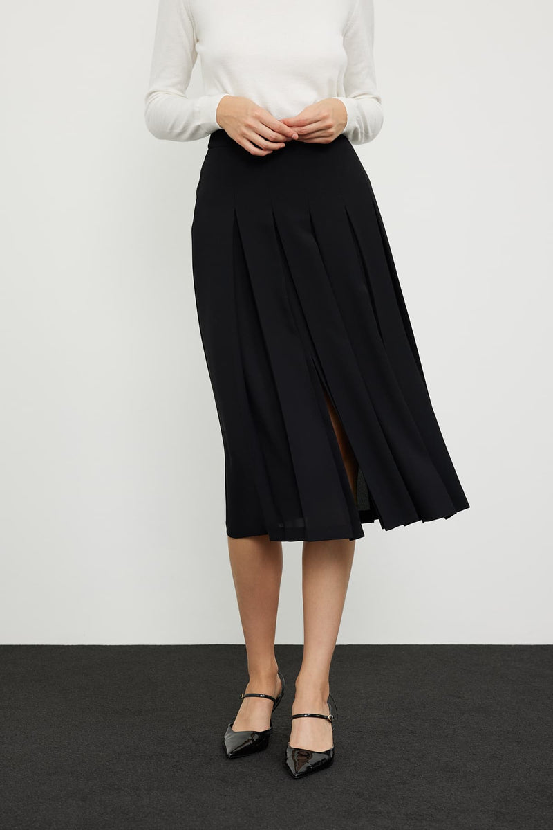 Roman Pleated Slit Details Skirt Black