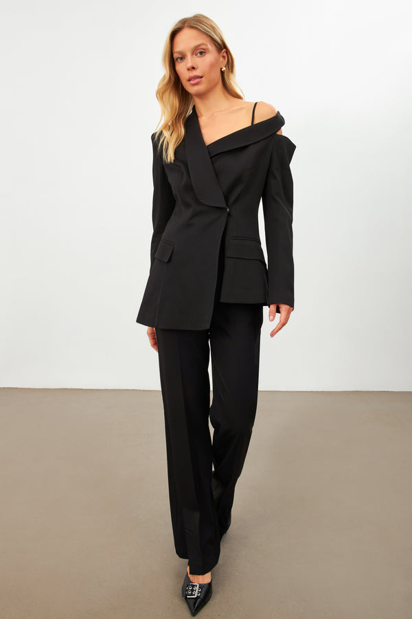 Setre Asymmetric Cut Jacket And Slit Detail Pantsuit Black