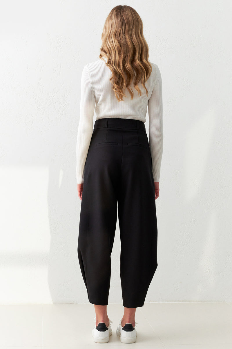 Setre Relaxed Cut Trousers With Leg Detail Black