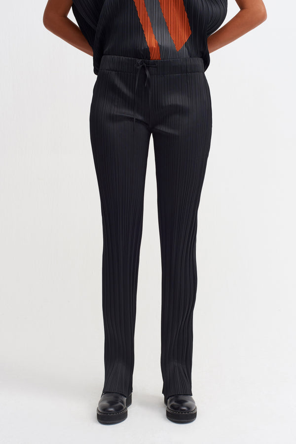 Nu Normal Waist Pleated Trouser Black