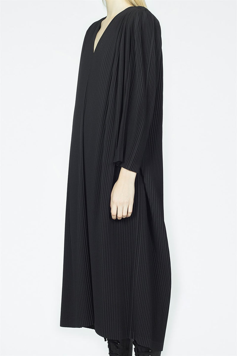 Nu Long Sleeve Pleated Midi Dress Black