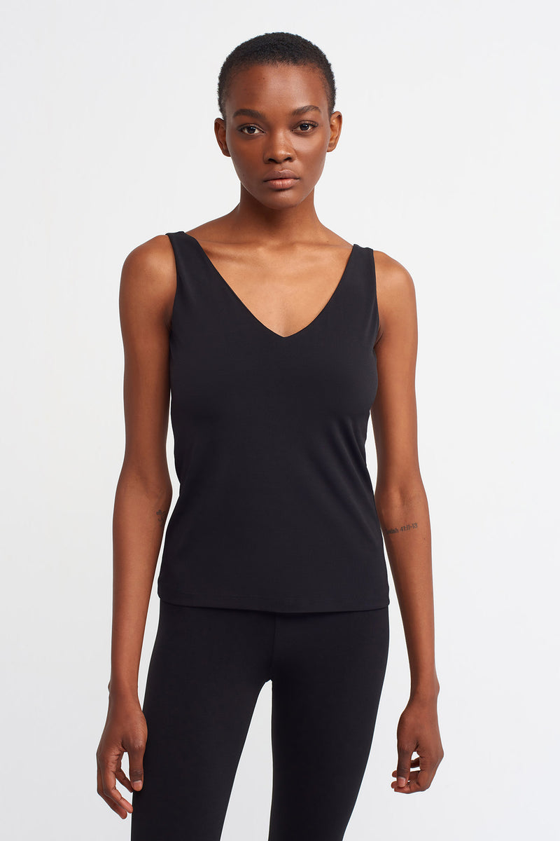 Nu  Basic V-Neck Top Black