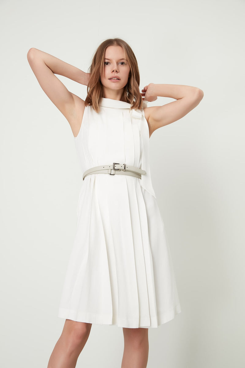 Machka Tie Detail Pleated Dress Off White