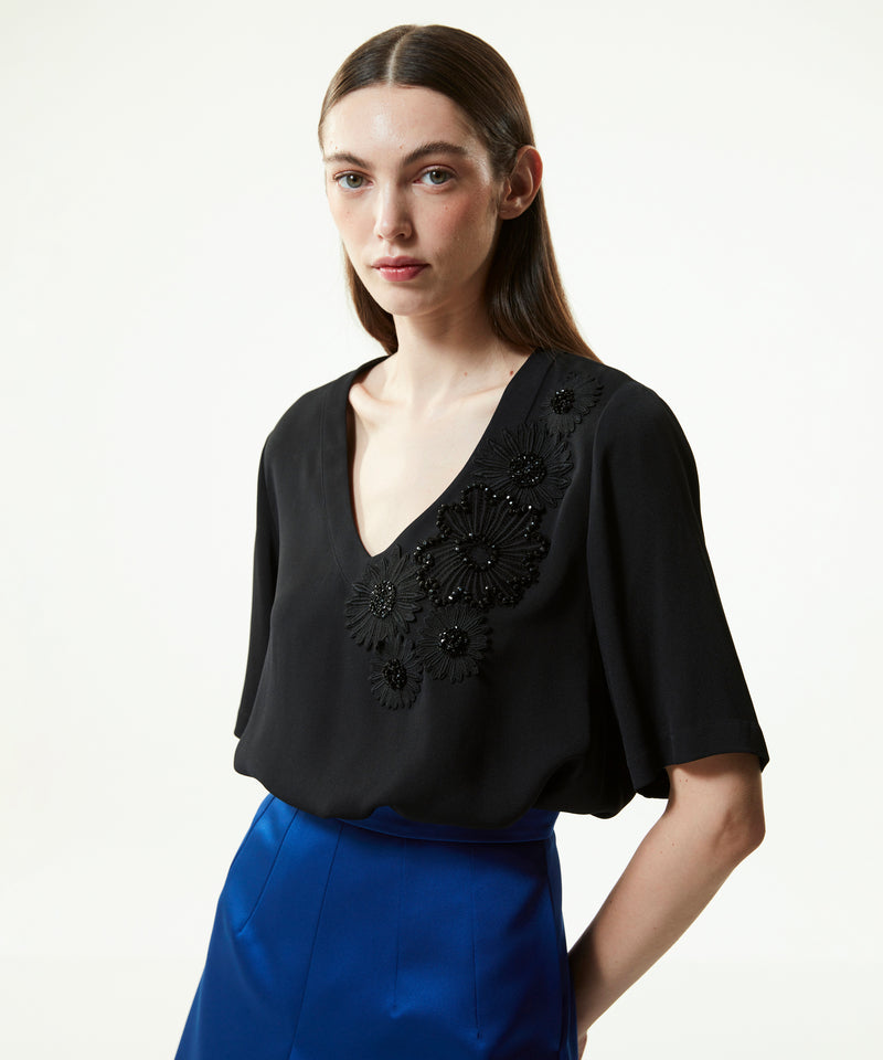 Machka Floral Module Embroidered Crepe Blouse Black