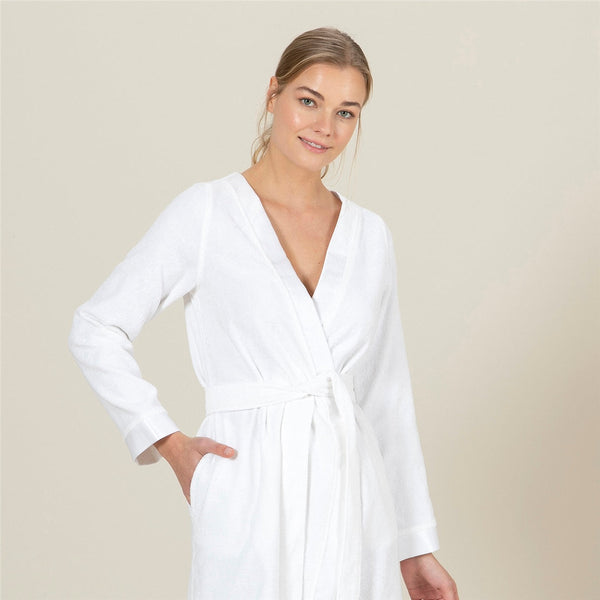 Chakra Bamboo Floss Women Bathrobe White